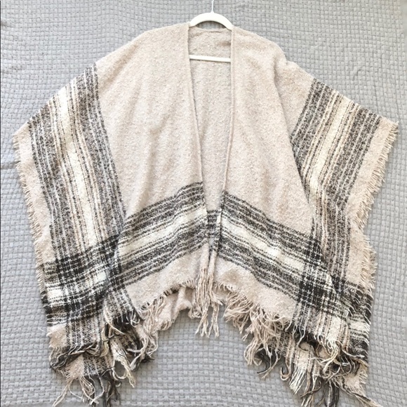 Anthropologie Other - Anthro knit kimono